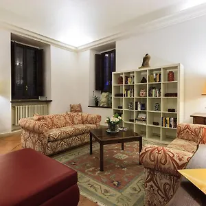 Palazzo Donarelli , Rome Italie